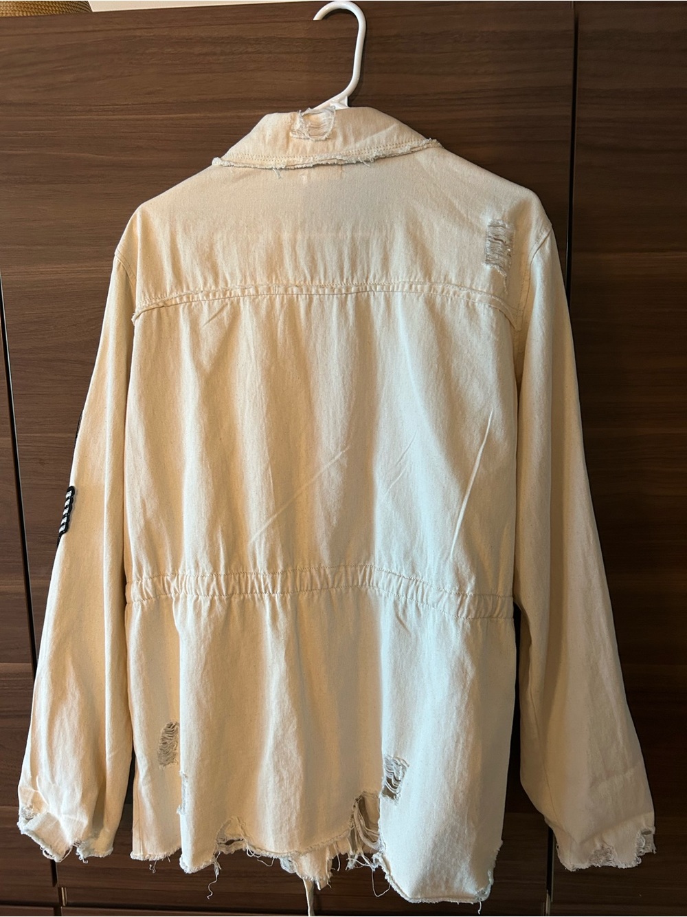POL Cream Distressed Patch Utility Jacket with Drawstring Waist - Picture 4 of 11